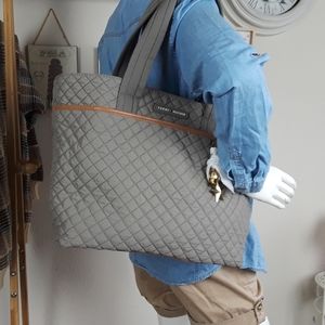 Tommy hilfiger totes handbags Grey color